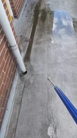 #superclean #mr_powerwash #satisfyingvideo #CleanTok #clean #pressurewashing #cleanpedia #tiktoknl #powerwashing #satisfying #satisfaction #cleaning #cleaningtiktok #viral_video #cleantokawards #omg #powerwash 