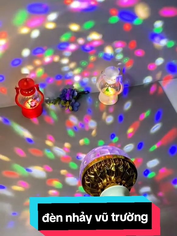 Đèn led xoay 360 độ, 7 màu vũ trường