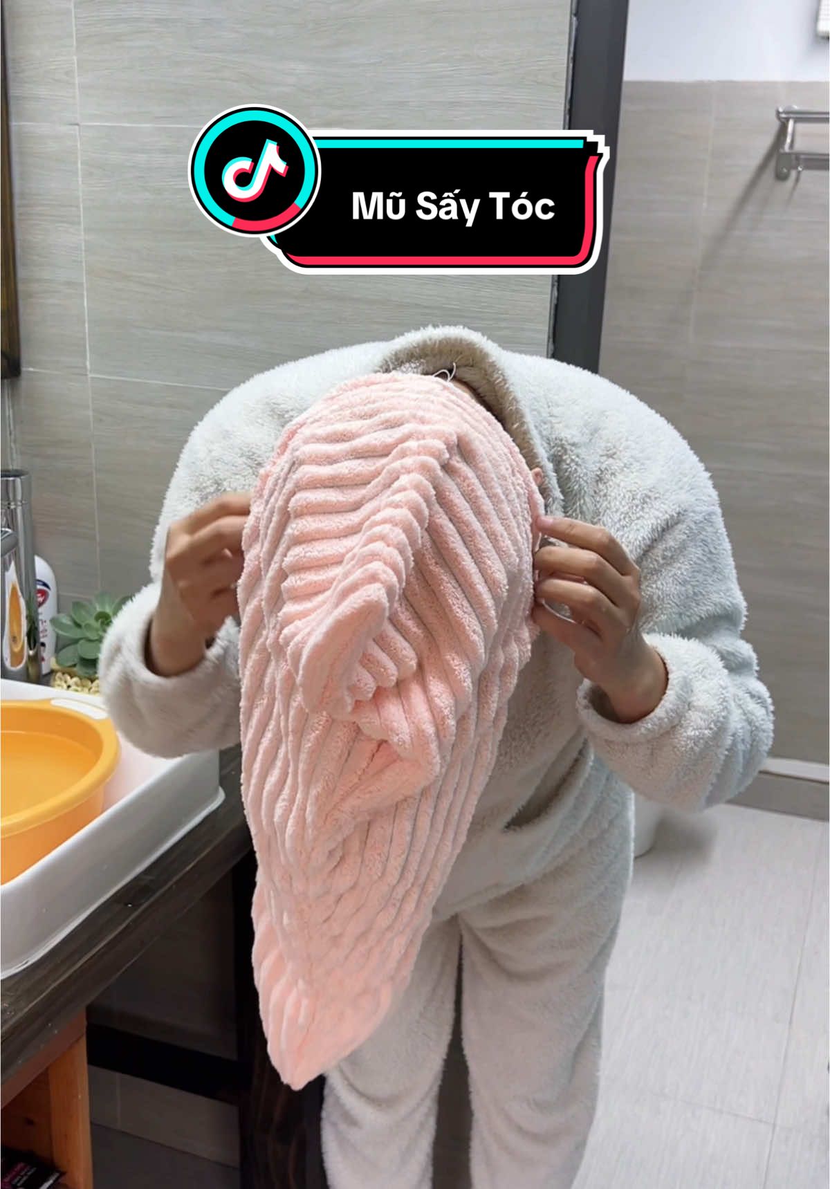 Mũ Sấy Tóc, Hoạ Tiết Gợn Sóng Dày và Mềm Mại, Dùng Cho Mùa Đông #muquantoc #khanlautocnhanhkho 