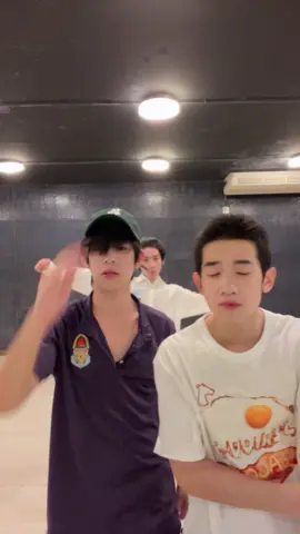 อยากมีคนรัก บ้่างง #fyp #lovesick2024 #aroonratanakul #09 @___progresss___ @แอลม่อนไม่ใช่อัลม่อน 