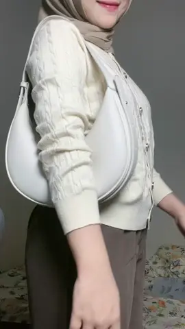 serius ini tas cakep bgt,mana 3in1 lagi bisa dijadiin 3 style😭🫶🏻#tas#taswanita#rekomendasitas#shoulderbag#slingbag#handbag#tasselempang#3in1bag#bostanten#fyp 