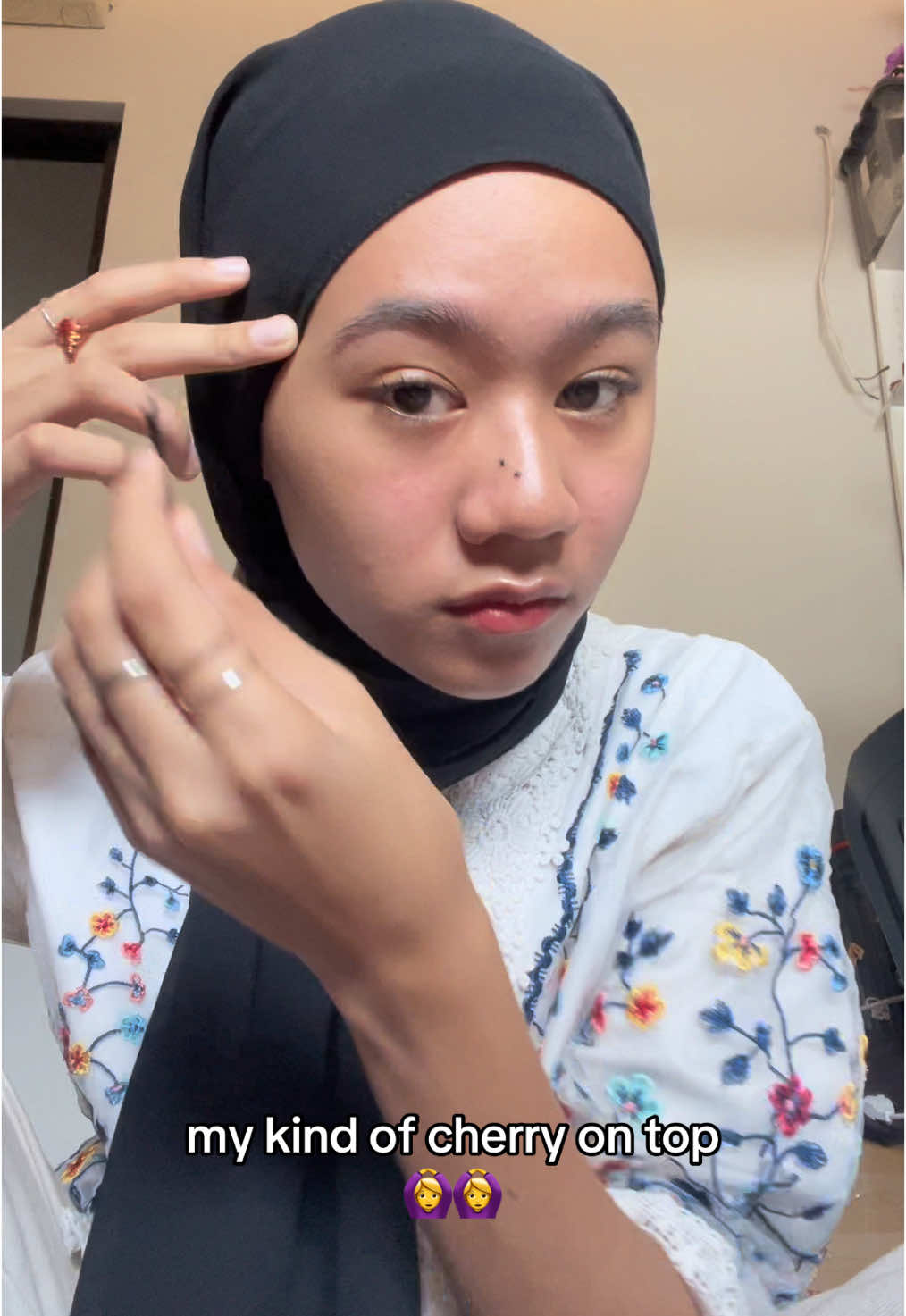 pelengkap ter🌹🌹 i love my bobby pins #hijabi 
