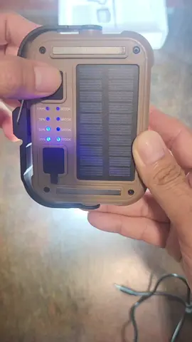 🐦‍🔥 Đèn làm việc năng lượng mặt trời đa chức năng, hàng mới về, sạc Type-C, có móc, hút từ tính, thích hợp để cắm trại và nhiều hoạt động khác, rất tiện ích!#denlamviecnangluongmattroi #dennangluongmattroi #denlamviec #nangluongmattroi #den 
