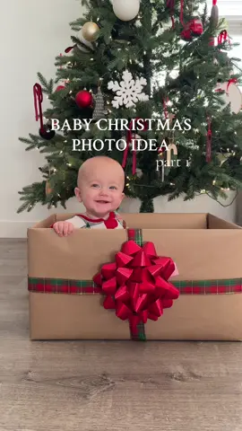 Baby christmas photo idea you’ll want to save and recreate with your little one this holiday season🎄✨ #babyfirstchristmas #christmasbaby   #christmasbabyphotos #christmasphotoshoot #firstchristmas #holidayphotoshoot 