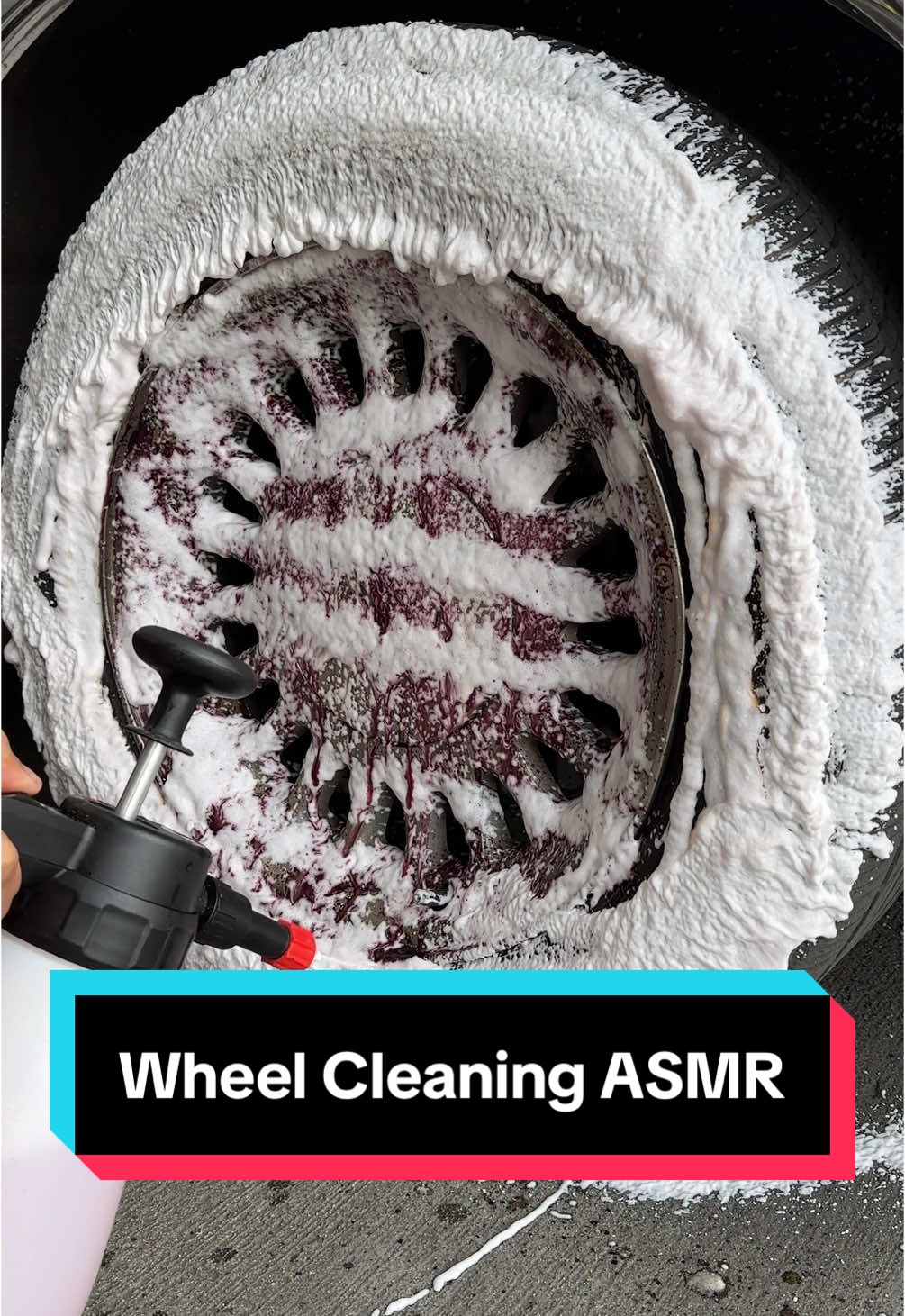 Taking wheel cleaning to the next level!🔥 #asmr #satisfyingvideo #wheelcleaning #cardetailing #autodetailing #CleanTok #asmrtiktoks #detailing #detailingworld 