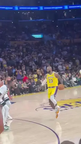 BRONNY🙈😂#you #foryoupage❤️❤️ #everybodylovesfootball #follow#following #follow #hashta #tenn @Friends @NBA @nbacanada