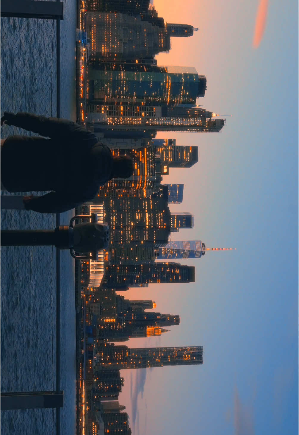 filming everything #cinematic #cinematography #videography #filmmaking #newyork #newyorkcity #oslo #budapest #rotterdam 