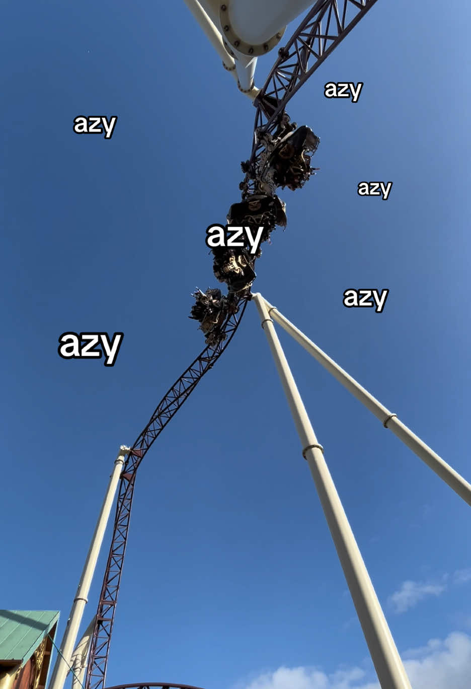 faut toujours accepter ce genre de proposition 🤩 tu proposes à qui toi ?? #coaster #parcdattraction #attractions 