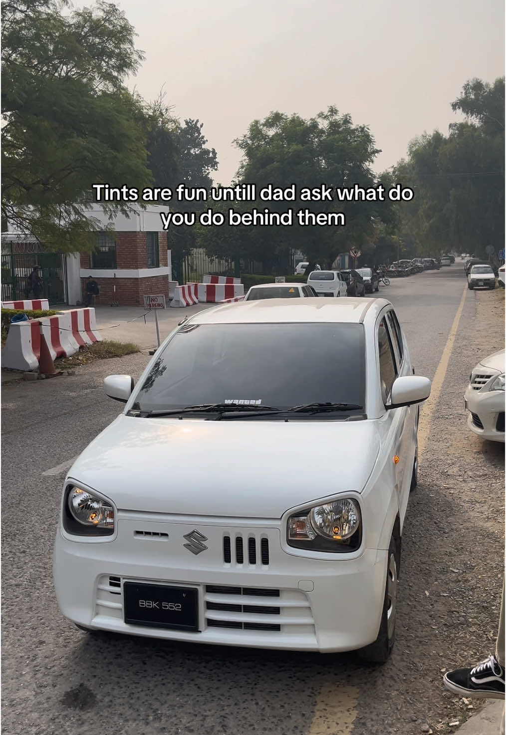 Papa wo gari achi lagti hai🤓