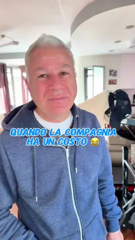 E che compagnia 😂 @Massimo Varamo #maaaèvalè #ridere #coppia #moglieemarito #mammaepapà #mamma #papá 