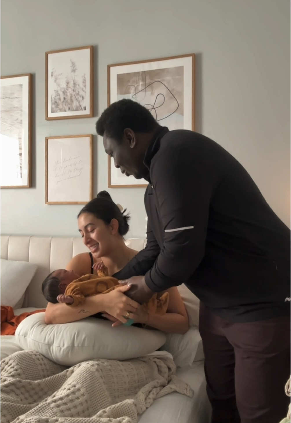 “But maybe you appreciate the time just a little bit more” is so real🥺😭 This newborn bubble has been pure bliss!👶🏾🫧 #momtok #lastbaby #newbornbubble #newbornbaby #newborn #postpartum #dontblink 