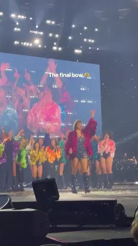 It was the end of an era. 🥹✨#TSTheErasTour #TaylorSwift #SwiftTok 