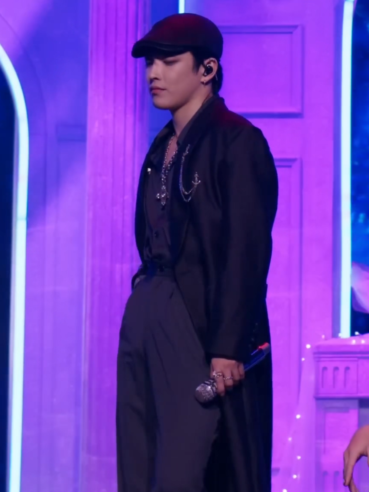 Ice On My Teeth - ATEEZ HONGJOONG Fancam | 241115 #HONGJOONG #홍중 #ATEEZ #에이티즈 #IceOnMyTeeth #fancam #직캠 #okchoom3r #kpop #dance #dancing #viral #fyp #foryou #foryoupage #kpopfyp