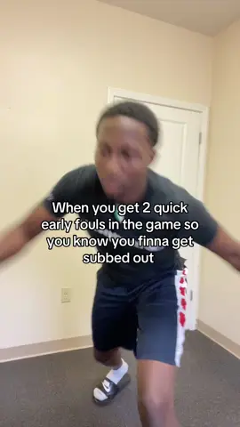 gon head get that bench warmed up😭🤦🏾‍♂️ #fypシ #viral #trending #basketball #hooper #aau #aaubasketball #eybl #sports #athlete #LucBaguma 