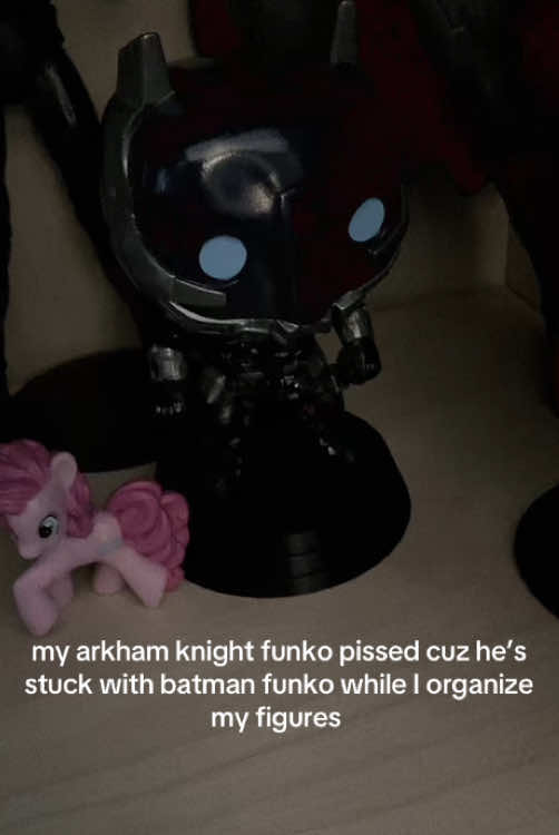 you guys r gonna be so tored if this audio when i record all my ideas  #jasontodd #arkhamknight #batman #batmanarkhamknight #jasontodddc #redhood #batmanarkham #dccomics #funkopop 