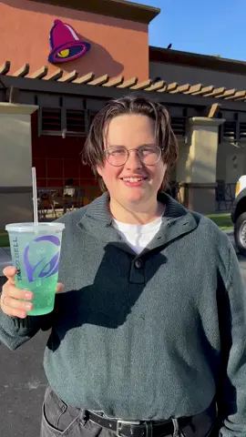 Dedicated to @tacobell loving girlfriends everywhere #TacoBellPartner 