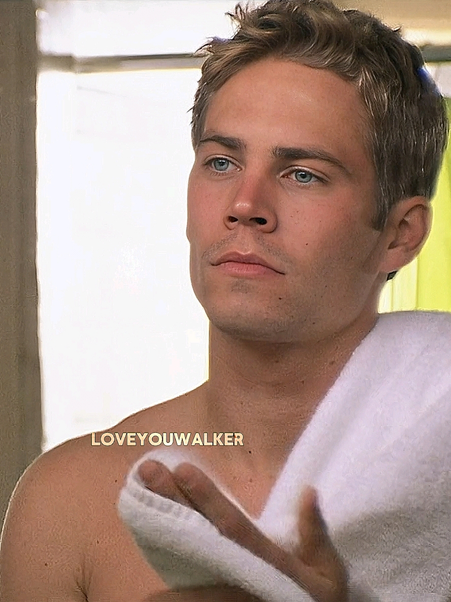 my idol 😍❤️ . . . . . . . #paulwalker #fastandfurious #vindiesel #fast #paulwalkerforever #brianoconner #forpaul #seeyouagain #paulwalkertribute #paulwalkerrip #fastfamily #r #teampw #paulwalkeredit #brianoconneredit #fastandfuriousedit #loveyouwalker #loveyouwalkerofficial #foryou