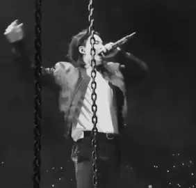 يونغي صار عراقي 😭😂#يونغي_ستان #يونغي_خاصتي💔 #يونغي_فخر_الرابرز #يونغي_الرابر_الكوني #بانقتان_ممهدين_الطريق #yoongi #suga #agustd 