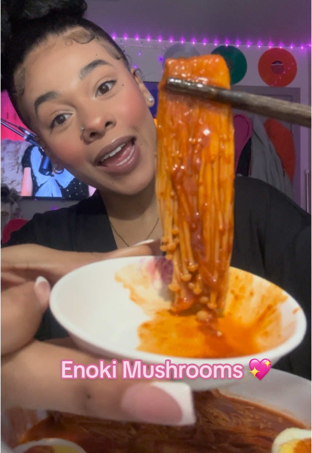 Yall me and my girl Stephanie like this 👯‍♀️ also on the last video it was my hair! I cut like 5 inches 💔 Drop some hair routines for me to try PLEASE I FEEL LIKE NARA WHEN WE WERE LITTLE LADS! 😩 #creatorsearchinsights  #enokimushroom #mukbang #fyp #fypシ #fypシ゚viral #asmr #eating #trend #trending #popular #explore #viraltiktok #eatwithme #buldak @Buldakbabes @AaronMichelle🩷 