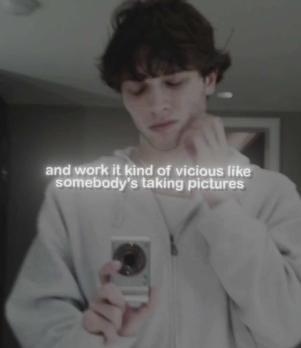 #MATTSTURNIOLO - can you tell im OBESSED with that grwm tt. - ib - @𝐞𝐥𝐢 ᡣ𐭩.  zooms - devth.ffx slides - evq3ap cc - eulmerz - 🏷️ - #mattsturnioloedit #matthewsturniolo #struniolotriplets #sturniolotripletsedit #viral #foryou #edit #dobr6vs #trending #relatable 
