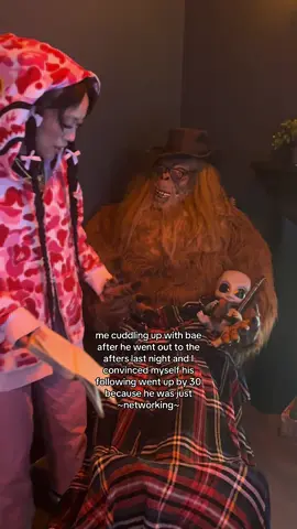 W1LL U L13? OUT AT MIDNIGHT HAHAHAHAHAHAHAHA LET’S RUN IT UP DELUSIONAL HOS TO THE FRONT PRESAVE IT IN MY BIO IF U HAVENT ALREADY 