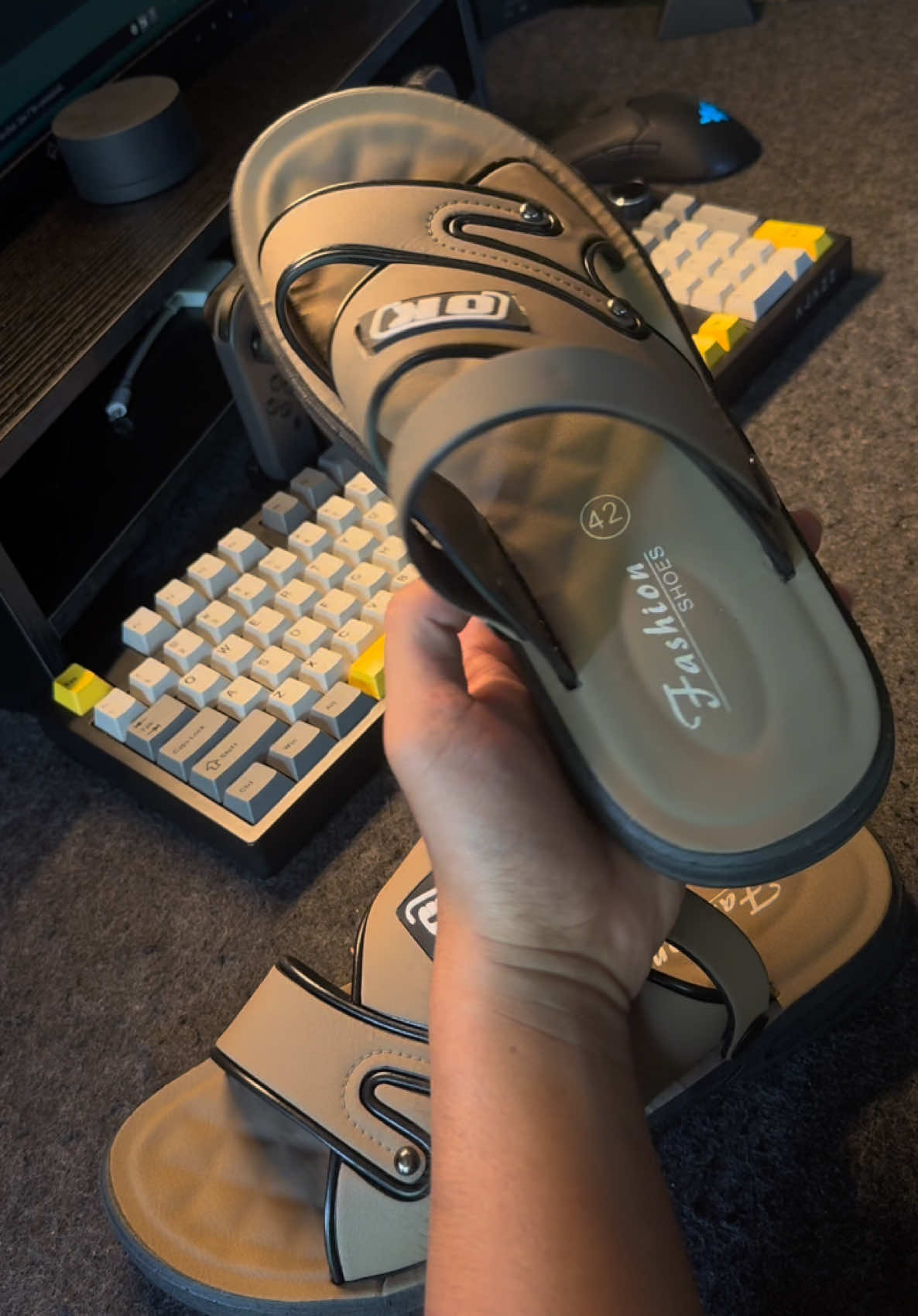 New slippers! Korean sandals for men! #sandals #slippers #fashion #mensfashion #footwear 