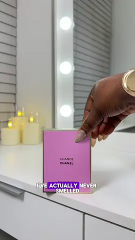 🥂 Chanel Chance is the kind of scent that makes you feel good about yourself, like you’ve got your life together, even if it’s just for the day🥰❤️ @chanel.beauty @ChanelOfficial  #perfumetok #fyp #creatorinsights #uktiktok #perfumes #unboxingvideo #mostcomplimentedperfume 