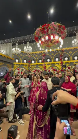 Emaan's Entry.... 😭🥰  #foryouu #100k #trending #foryoupage❤️❤️ #foryouu #fyp #rajab #rajabfamily #wedding