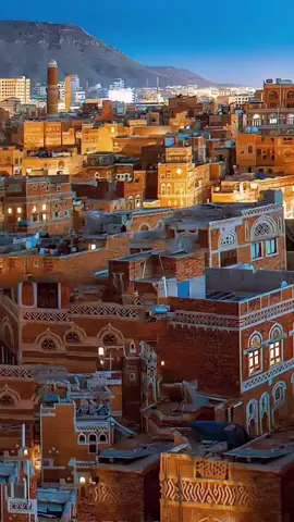 #جمعة_مباركة #جمعة_مباركة_طيبة #جمعة_مباركة_عالجميع_بذكر_الله #ان_الله_وملائكته_يصلون_على_النبي #اللهم_صل_وسلم_على_نبينا_محمد #ليلة_الجمعة #صنعاء #مدينة_سام_بن_نوح #صنعاء_القديمة #اليمن #اليمن_اصل_العرب #اليمن_مهد_الحضارة #اكسبلور 