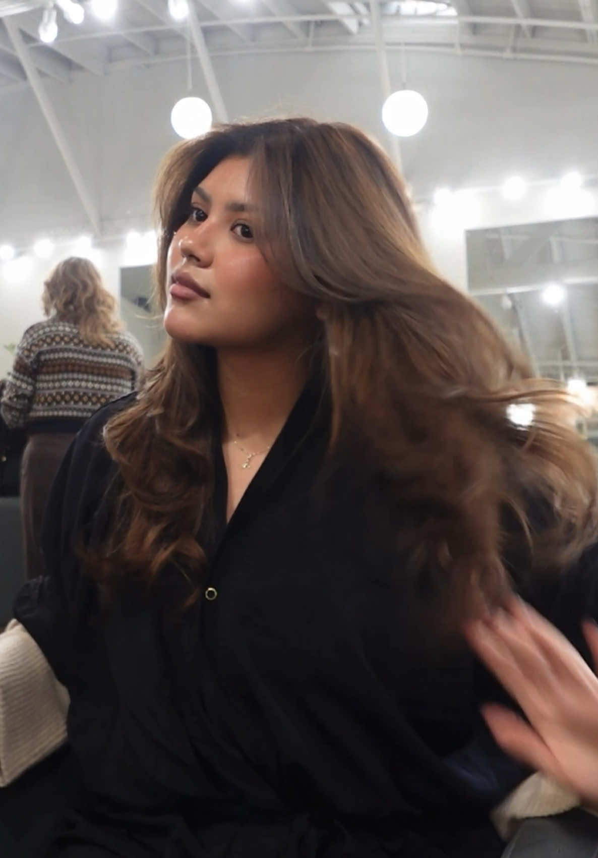 your sign to go chocolate brown with honey highlights 🍯🍫🧸 #hairtransformation #90shair 