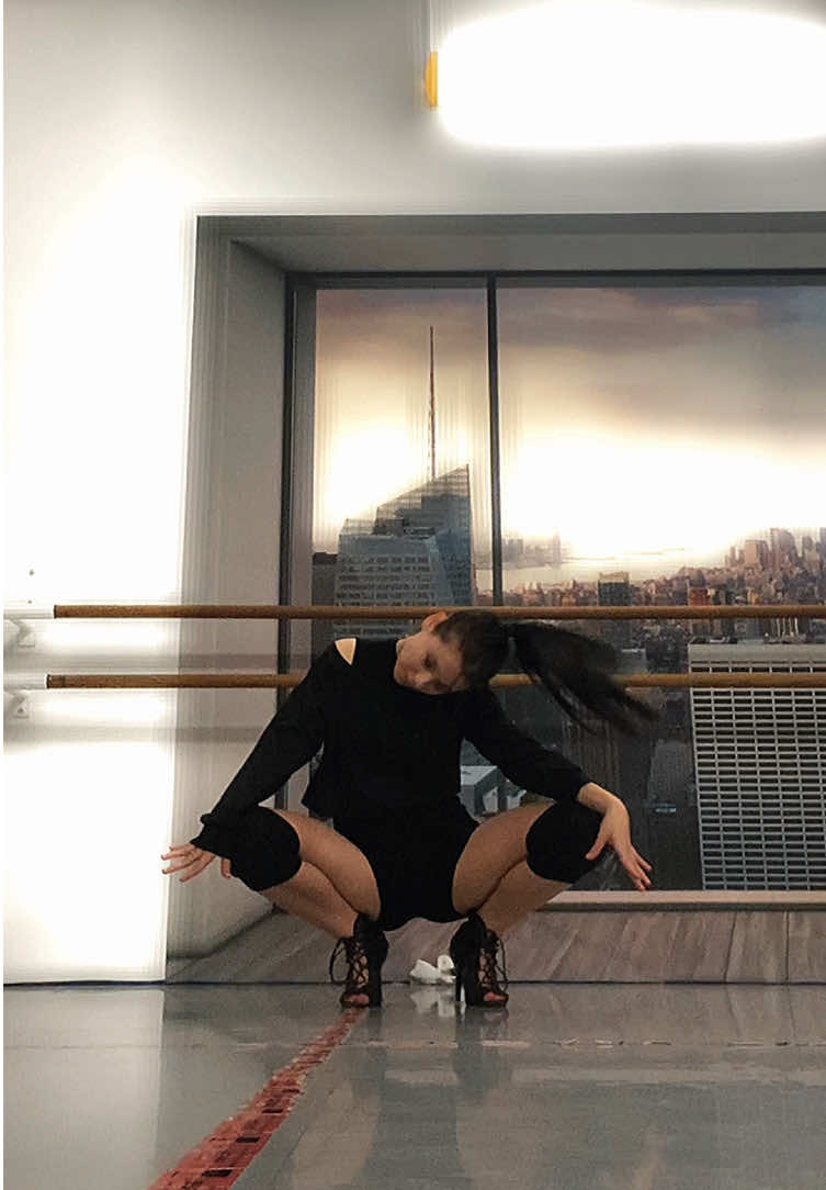 earned it❤️‍🔥 #fyp #fypp #fouryou #foru #highheels #highheelsdance #хайхилс #хайхилстанец #танцы #танцор #dancer #theweeknd #earnedit 