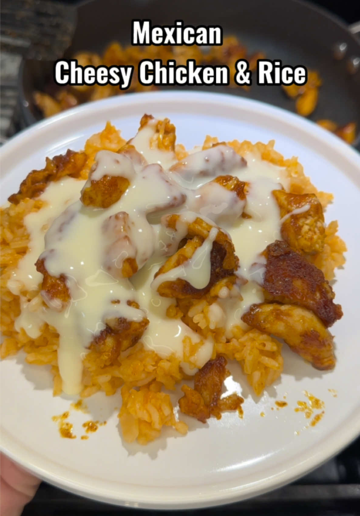 Mexican Cheesy Chicken & Rice!! Full recipe on my website! 🔥🔥 #quickrecipes #dinner #chicken #mexicanfood 