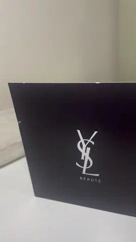 Unboxing the beauty of YSL Libre’s Flowers & Flames collection 🌺🔥✨ This stunning PR package is a true work of art! Thank you, @YSL Beauty @SAINT LAURENT for this luxurious gift! #libreflowersandflames #yslbeauty #giftedbyyslbeauty  #CapCut #fyp #miami #fypシ #creator #unboxing #yslperfume #trending 