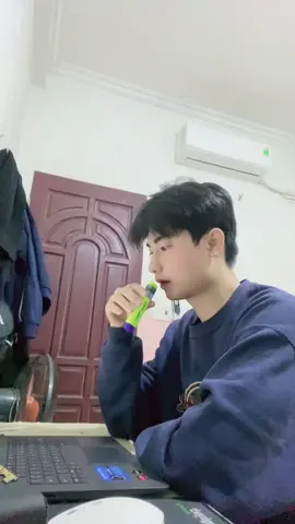 Tối chào tân, idol có hát bài này không để e còn chạy lên giật mic. #vansutuyduyen #thanhhung 