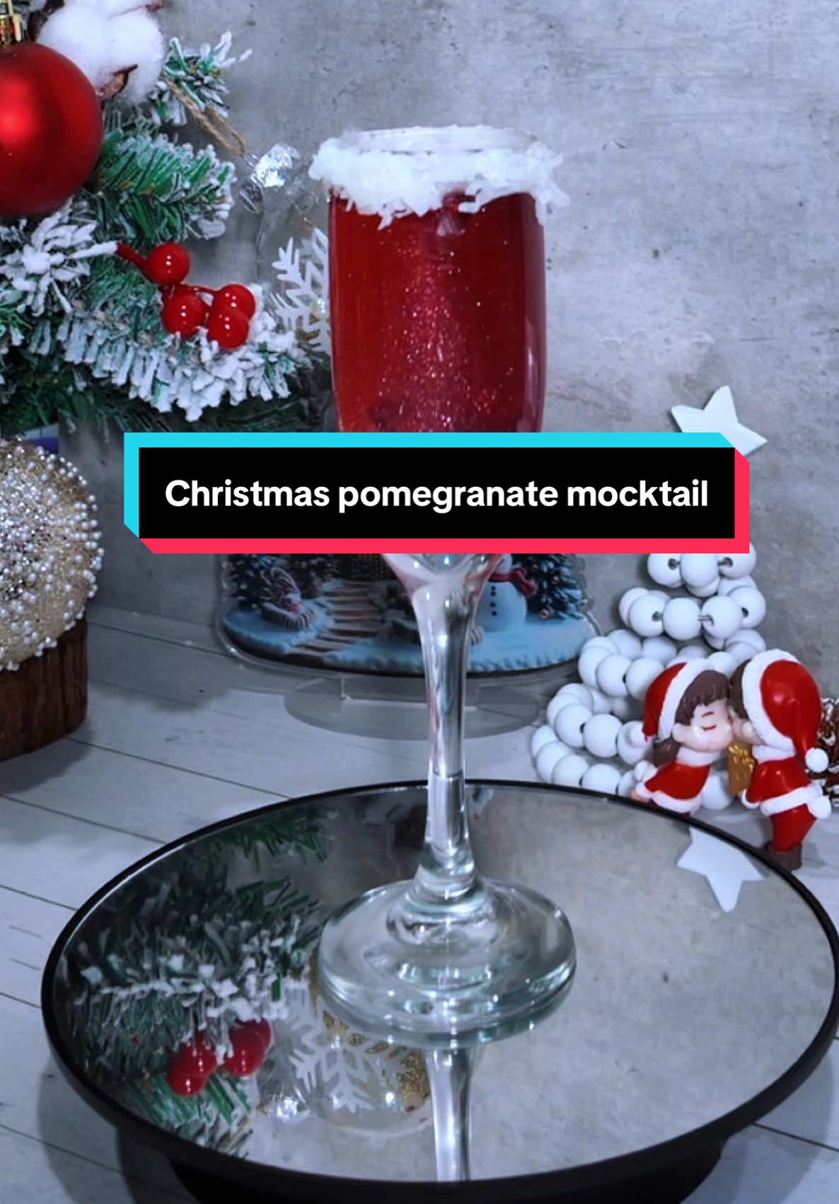 Another christmas mocktail you should try! #christmas #viralvideo #christmascocktails #christmas #fyp #fyf 