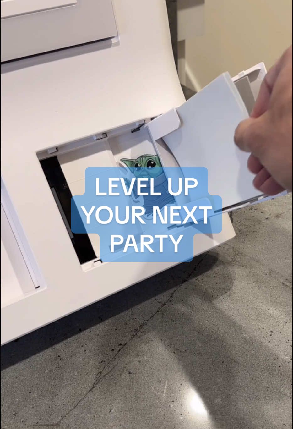 Because every party needs receipts 📸 #amazonfinds #gadgets #photobooth #partyideas #holidayparty #productreview #salfinds 