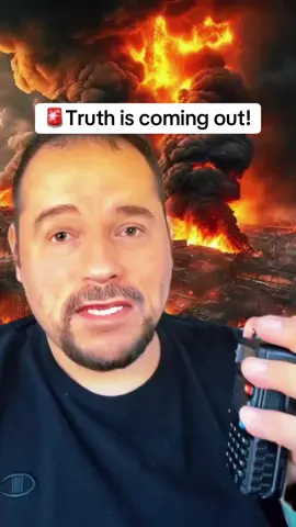 Long range walkie-talkies are the way to go. These are transceiver radios. #foryou #doomsdaypreppers #2wayradio #walkietalkie #baofeng #hamradio 