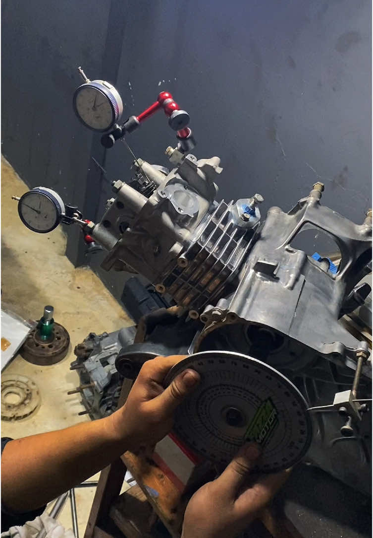 Vario duniawi🫡 #vario150 #boreup #porting #fypシ゚ #fyp #fypdong #fypgakni #bengkelmotor #vario #dialmesin #spidingthenight #portingpolish #fypシ゚viral🖤tiktok #dialmesinmotor #