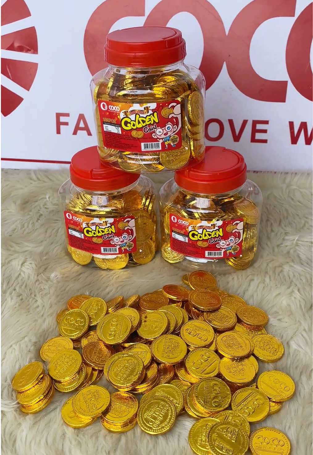 RESTOCK‼️ COCO GOLDEN CHOCOLATE COIN JAR! Best-seller for Christmas & New Year! ORDER NOW🎄🎉 #goldencoin #coinchocolate #goldencoinjar #goldencoinchocate #jar #chocolare #cocofood #cocofoodph #fyp 