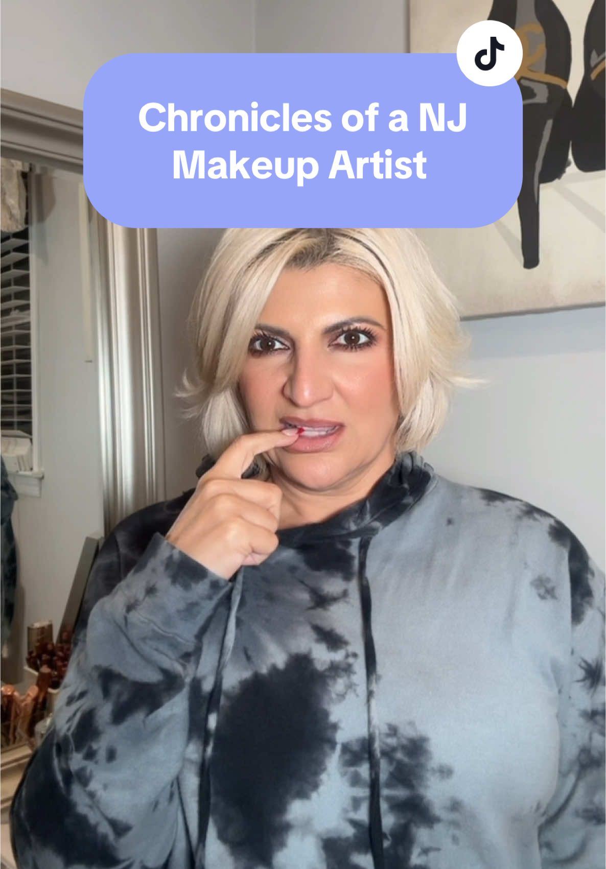 Chronicles of a NJ makeup artist! @SELENA • Makeup Artist 💄 inspired me to recreate some ACTUAL interactions ive had with clients through the years. This one I will NEVER forget 🙈🤣 #makeupartist #njmakeupartist #bronzer #weddingday #bridalmakeupartist #makeup 
