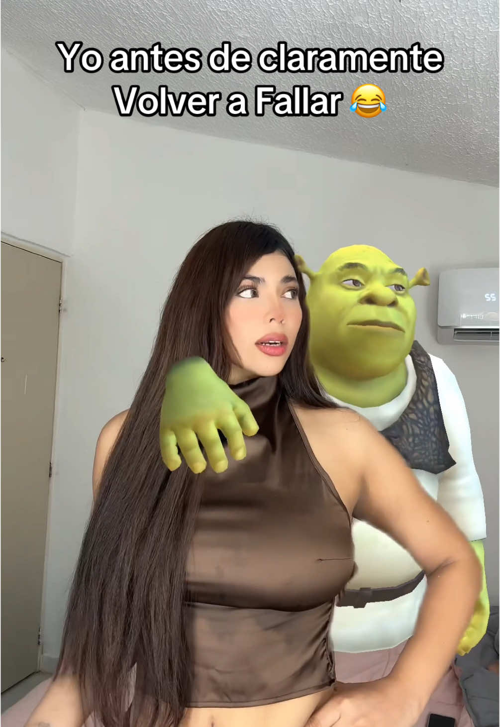 La ingenua  dicen 😂 