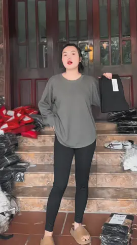 Combo 2 quần legging 4 túi #quanlegging4tui #combo2quanlegging #quanleggingcapcao #thoitrangnu #quanlegging #xuhuong 