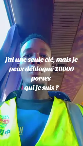 #hashtagstiktok #viral_video #viralditiktok #guineenne224🇬🇳tikto # qui je suis 