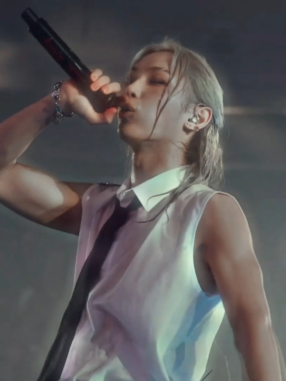 under his spell :p || #STRAYKIDS #straykids #skzedit #skz #straykidsedit #felix #felixstraykids #yongbok #leefelix #felixskz #kpop #kpopfyp #fypシ゚viral #fyp #xycba #rasbinnie #underyourspell #skzworlddomination #skz4thgenleaders #straykidsjyp #kpopedit #felixedit 