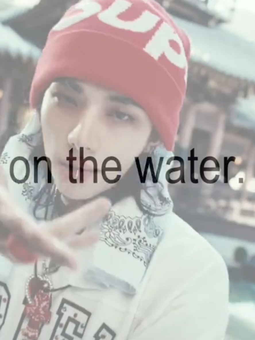 LEADERS OF GERATION!!!🔥🔥#walkinonwater #straykids #typography #lyrics #Viral #hanproof 