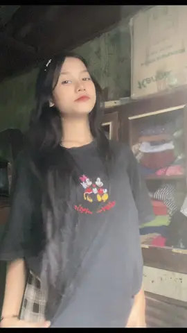 နောက်မှလှလှလေးကပြတော့မယ်😑#fyp #dance #foryoupage #fypシ 