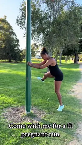 Me running at 14 weeks pregnant 🥹 #pregnant #twinmom #fyp #Running #14weekspregnant 