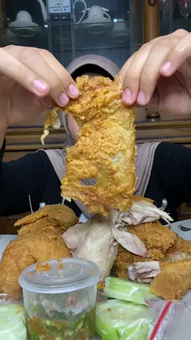 Mukbang Viral Ayam 1 ekor rocket chicken! #Mukbang #Viral #ayam #ayamsatuekor #makan #eat #jumbo #makananviral #food #Foodie #foodies #tiktok #fyp #fypviralシ 
