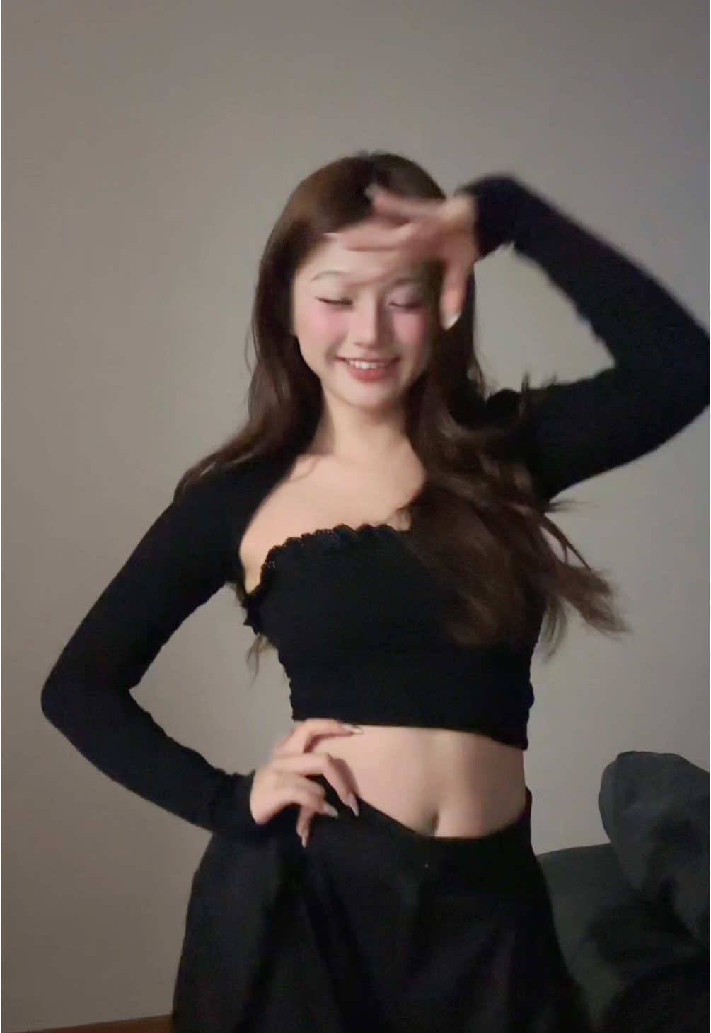 anh chỉ thưn mình nàngg