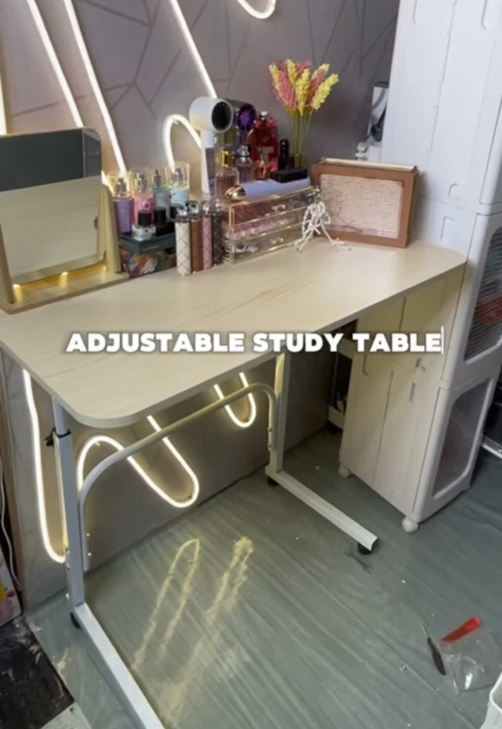 kaya kung wala kapang study table eto na yon #studytable #table #adjustabletable #aesthetictable #affliate #fyp #fypviralシ #fypp 